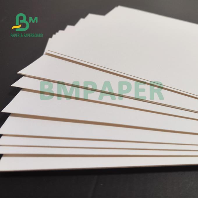 Impermeable a la grasa papel de la fiambrera de 230gsm + de 15g PE para el paquete 700m m de los alimentos de preparación rápida