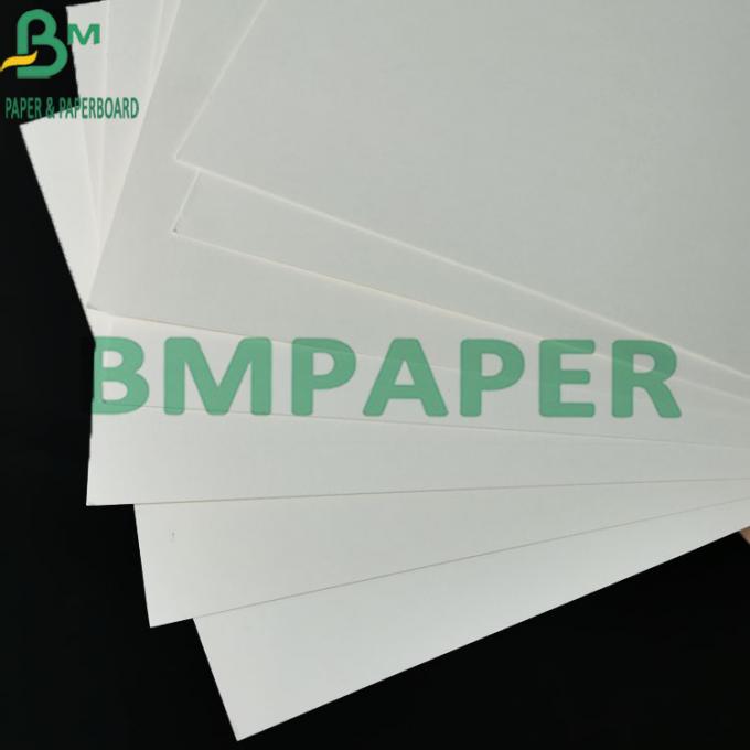 La pulpa de la Virgen 240g + 15g PE cubrió el papel blanco de Cupstock para hacer la taza de papel