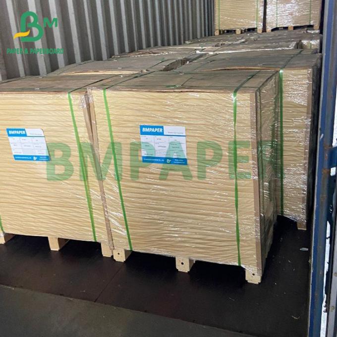 Usos típicos:  • Sacos de papel de Multiwall para el cemento, las sustancias químicas, la harina etc • La pulpa de madera blanda virginal de alta resistencia de los sobres o el 100% (50gsm – 140gsm) o basado recicló la pulpa basada (50gsm -140gsm)