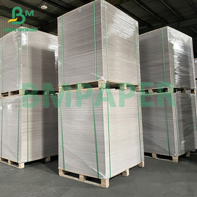 CCWB Revestido con un 70% de PWC Reciclar Blanco de espalda Blanco doble con gris en el medio