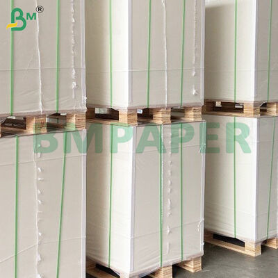 Imagen Negro Azul Papel de copia sin carbono Ideal para formas duplicadas y triplicadas sin papel de carbono que permite el procesamiento de formas de varias partes