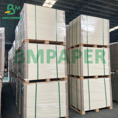 La madera reduce el rollo blanco de la garantía a pulpa, en offset la impresión del texto sin recubrimiento liso 70# de papel