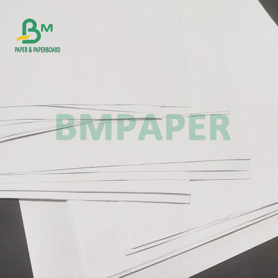 Libro Blanco sin recubrimiento de 90gsm 100gsm Woodfree para el libro de ejercicio 685 x 990m m