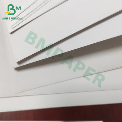 23 x 35 pulgadas compensaron el papel del texto, 60lb libro sin recubrimiento liso blanco 50# de papel 60#
