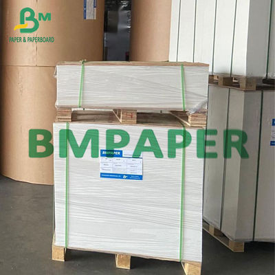 Alta blancura 80 - 300g tamaño de encargo Matt Art Paper For Desk Calendar
