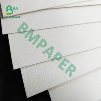 Tablero de papel sin recubrimiento del absorbente lechoso del color para el papel de ambientador de aire del coche