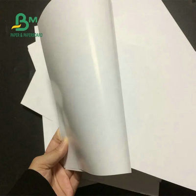 fabricación brillante blanca de 95 del x 130cm 200gram 250gram Art Paper Roll For Brochure