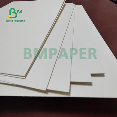 Tablero de papel sin recubrimiento blanco de marfil de Beermat 0.7m m 0.9m m para la barra altos 70 x 100cm abultados