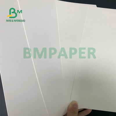 Tablero blanco de papel de envasado de alimentos de la categoría alimenticia 27&quot; X 39&quot; 235gsm para Fried Packaging profundo