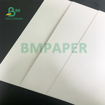 papel de envasado de alimentos de 250gsm 270gsm, papel de la tarjeta del blanqueo de la pulpa de madera de la Virgen no tóxico