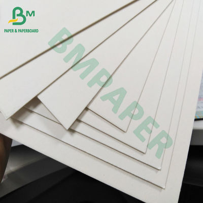 tablero de papel sin recubrimiento blanco 390gsm para la estera 624 x 860m m de la cerveza de los prácticos de costa de la bebida