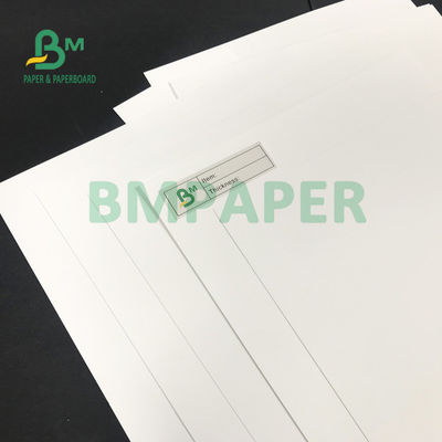 Buen embalaje blanco de impresión 168gsm de papel 240gsm de la piedra del efecto para los carteles