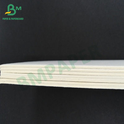 Papel blanco compensado modificado para requisitos particulares 0.6m m de la cartulina para los prácticos de costa de las bebidas
