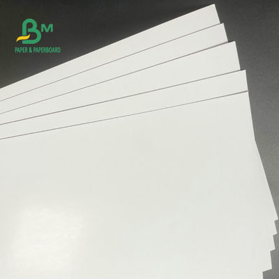 De 18PT 24PT de C2S 20 documentos revestidos x 26 pulgadas superficiales brillantes modificadas para requisitos particulares