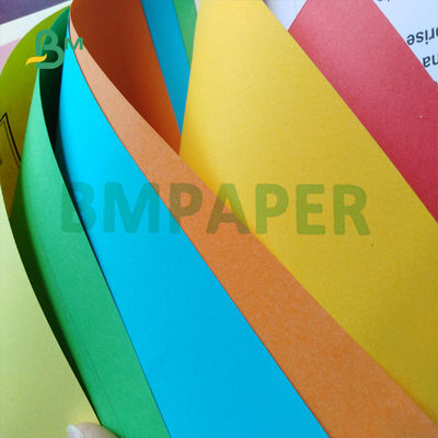 180gsm 220gsm Tablero de papel de Bristol, de papel de tarjetas liso sin recubrimiento para el dibujo