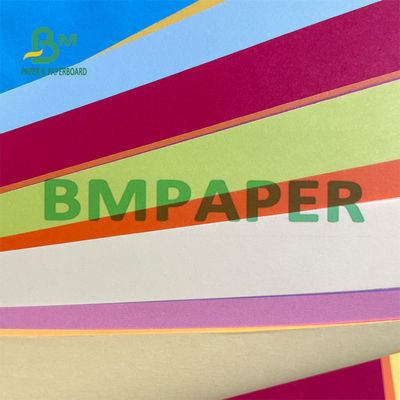 tamaño Tablero de papel de Bristol Flexible Chromo de 60g 65g A4 para el correo directo