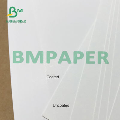 el lado 270g uno cubrió el papel para el plegado en abanico para llevar del acondicionamiento de los alimentos resistente