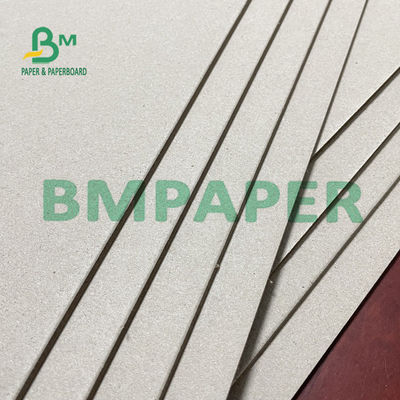 hoja de papel Grey Straw Board For Packaging Boxes de 889 x 1194 milímetros