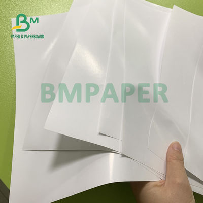 tinta brillante del papel de cubierta de 157gsm 170gsm buena que absorbe para la película de color