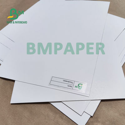 tablero de papel del rollo del congelador blanco 270gsm para el acondicionamiento de los alimentos frescos altos 30 x 22,5&quot; a granel