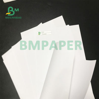 tablero de papel sin recubrimiento en enlace blanco 250gsm para el papel 615m m x 860m m del documento