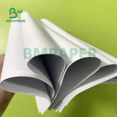 papel compensado sin recubrimiento blanco de 75gsm 80gsm para la buena suavidad del aviador
