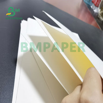 Tablero de papel sin recubrimiento del papel secante absorbente 1.0m m 1.2m m para las esteras de la cerveza 615m m x 860m m