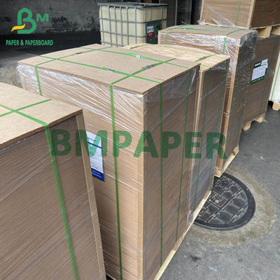Hojas de papel oscuras de alta resistencia 80gsm 90gsm de Brown Kraft para el bolso de la entrega