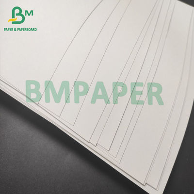 Papel grueso de papel de tarjetas sin recubrimiento blanco brillante de la tarjeta del papel 160gsm