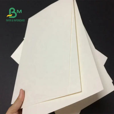 230g cubrió el papel material del polietileno de la acción de la taza de la prenda impermeable del PE para las tazas de papel