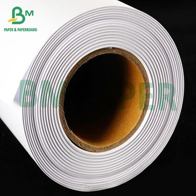 Papel de trazador sin recubrimiento del uso de la ropa del formato amplio blanco 42gsm Rolls