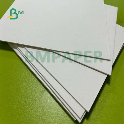 Cerveza 1.6m m blanca primaria Mat Board With High Absorption de las fibras 1.2m m 1.4m m del 100%