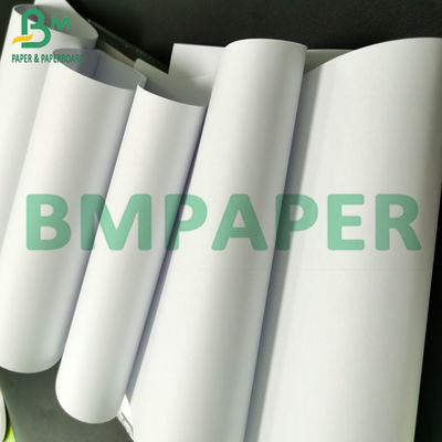 peso ligero sin recubrimiento del alto brillo de la impresión en offset del papel de 55gsm 60gsm Woodfree
