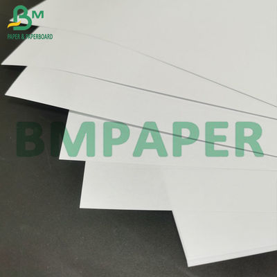 papel en enlace blanco sin recubrimiento del texto de 60# 70# 80# 100#LB Woodfree para la escritura de la impresión en offset y del libro en 50gsm a 300gsm
