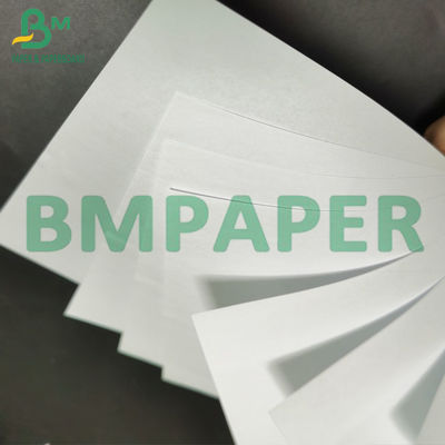 50g - el peso ligero 120g compensó el papel de imprenta en enlace de Woodfree del jumbo sin recubrimiento blanco estupendo del papel