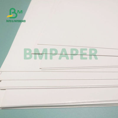 tablero de papel de 235gsm 260gsm GC1 para los cosméticos que empaquetan 700 x 1000m m