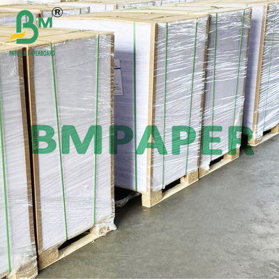 230g 250g 300g en offset el papel sin recubrimiento de Woodfree de la impresión para los aviadores