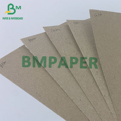 Pulpa reciclada Kraft Rolls Slitted de papel para hacer los materiales del papel de base de los corazones 360g 420g 500g