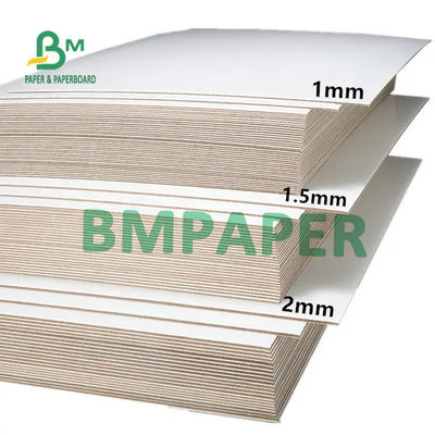 1mm 1.5mm 2.0mm Tablero revestido de arcilla Dos lados de cartón blanco Gris Medio 31 ′′ X 43 ′′ 787 mm X 1092 mm