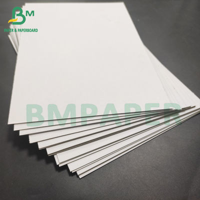 Cartón blanco de doble cara 1 mm 750 gm Tamaño de hoja Cartón de embalaje