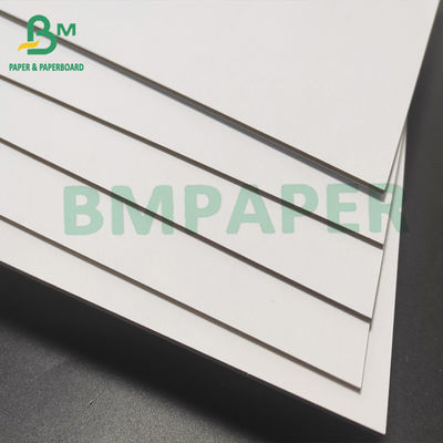 Cartón blanco de doble cara 1 mm 750 gm Tamaño de hoja Cartón de embalaje