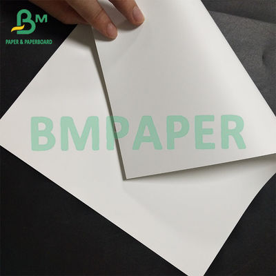 Papel sintético blanco, resistente al agua y de buena impresión, duradero para el embalaje