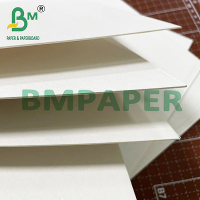 0.6 mm 0.7 mm Papel de prueba de perfumería absorbido para tabletas de fragancias de automóviles