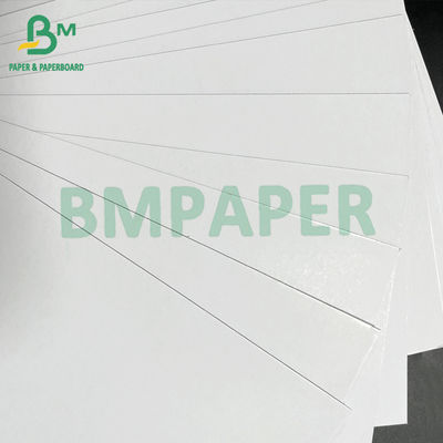 Tablero dúplex recubierto de blanco de doble cara de cartón blanco de 1 mm y 540 g / m2