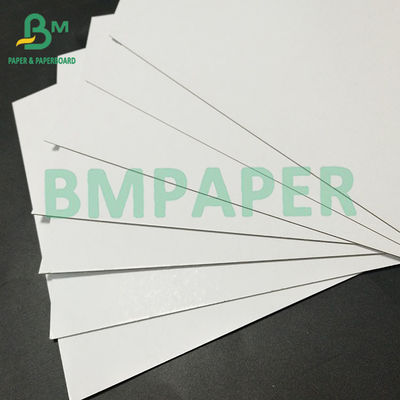 Alto grado de dureza y firmeza de doble lado de cartón duplex de revestimiento blanco 540 gm 1 mm para la caja de embalaje del producto