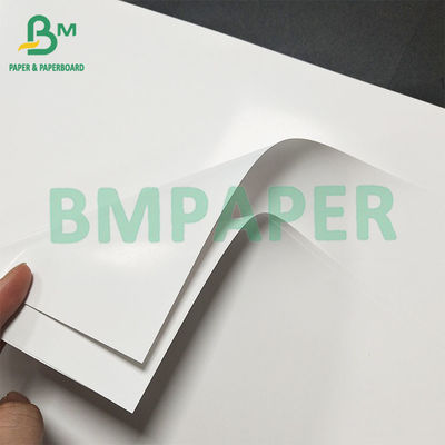Papel de sofá de madera virgen blanca revestido de doble lado para revistas portadas de cuadernos