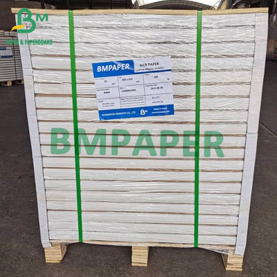 Papel NCR sin carbono 55GSM 60GSM Carbono delantero trasero 55GSM 60GSM 66x100cm Ream 500 hojas