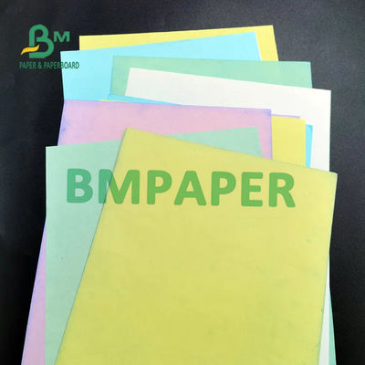 Papel Ncr sin carbono de celulosa virgen CB CFB CF 3 Ply Impresión Papel de factura de cinco colores Papel de formulario informático