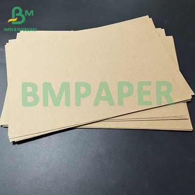 Alta rigidez Resistencia al pliegue Alta resistencia a la tracción Papel de bolsas de Kraft marrón para bolsas de Tote