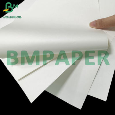 Papel artesanal blanco blanqueado de alta resistencia a la tracción para bolsas de compras
